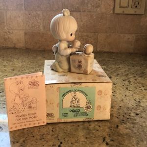 Precious Moments 1989 Symbol of Membership